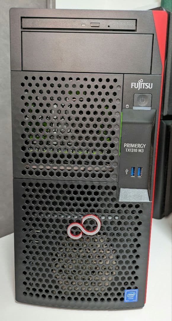 Fujitsu PRIMERGY TX1310 M3 サーバー