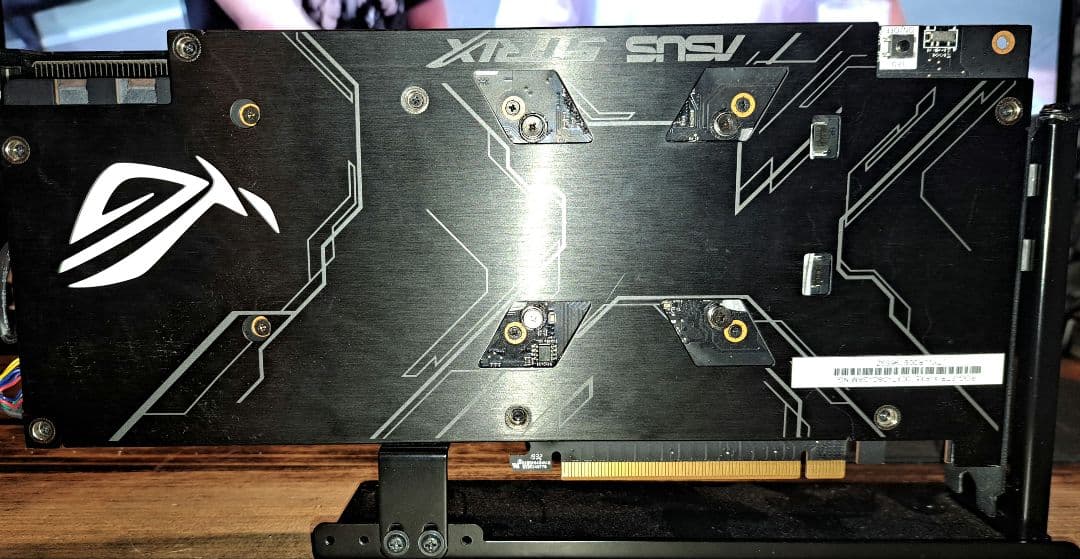 グラフィックボード・グラボ・ビデオカード RX5700XT ROG STRIX GAMING