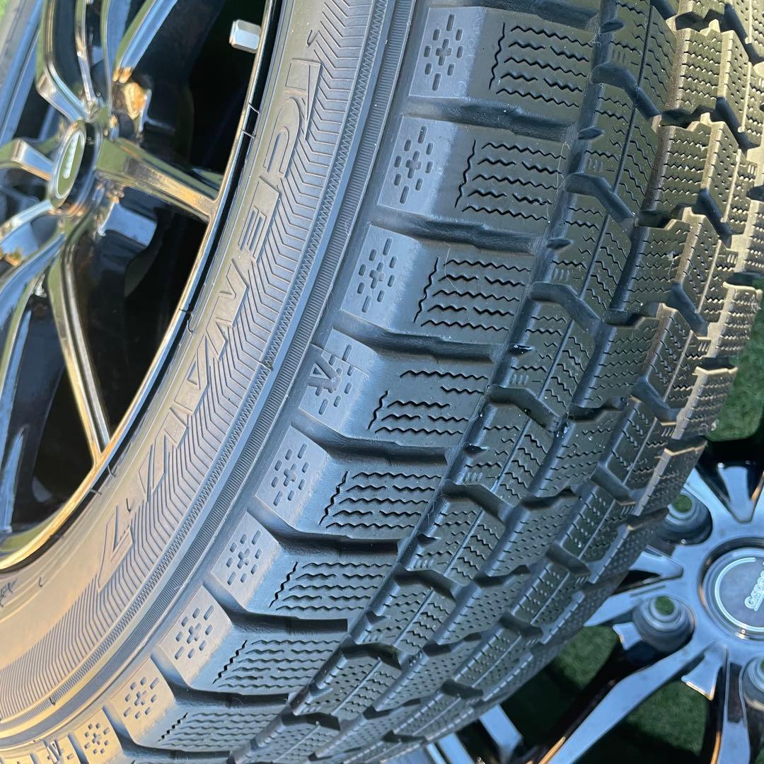 ①215/60R17 スタッドレスタイホイールセット グッドイヤー (1/4)