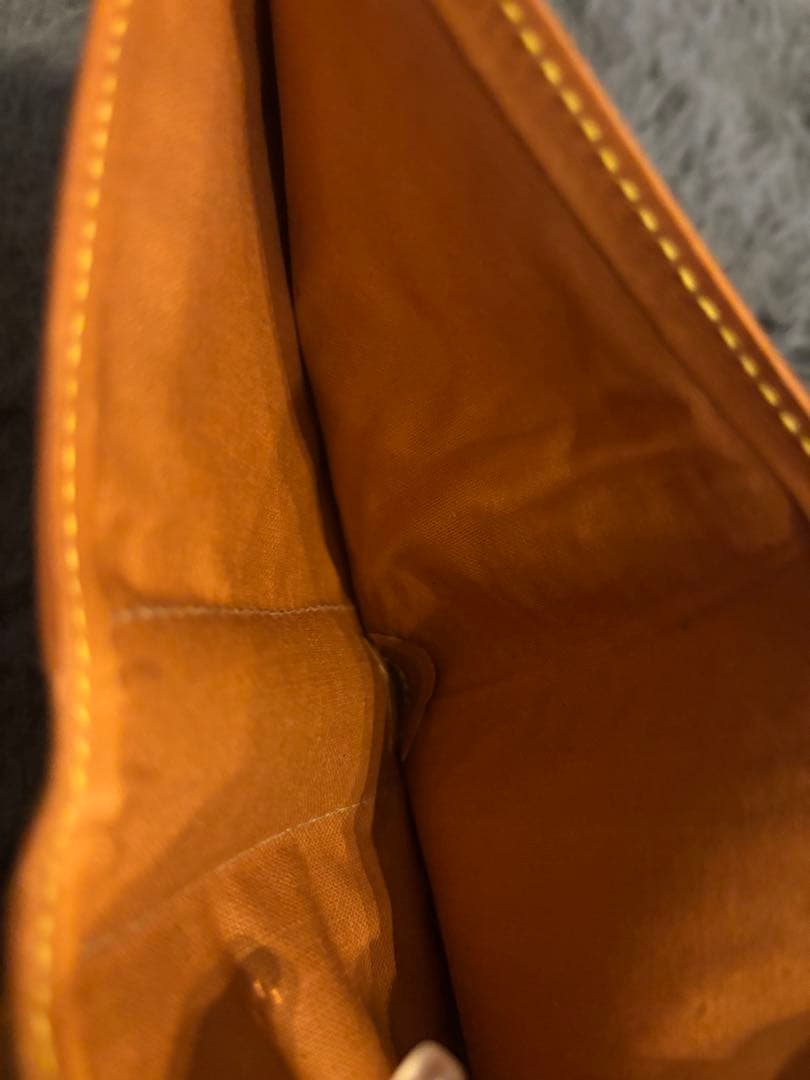 プリマクラッセ　折財布　財布　ウォレット　二つ折り　キャメルブラウン 新品未使用