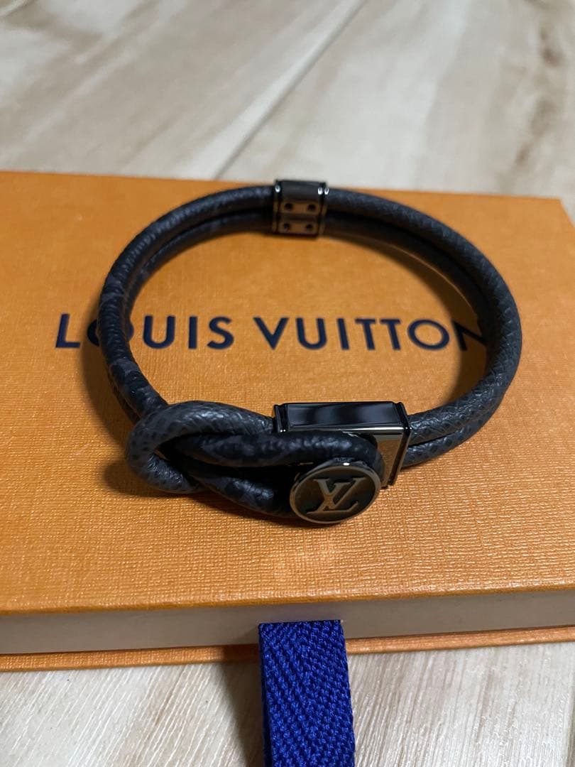 k*1様 【新品・未使用】LOUIS VUITTON ブレスレット・ループ イッ