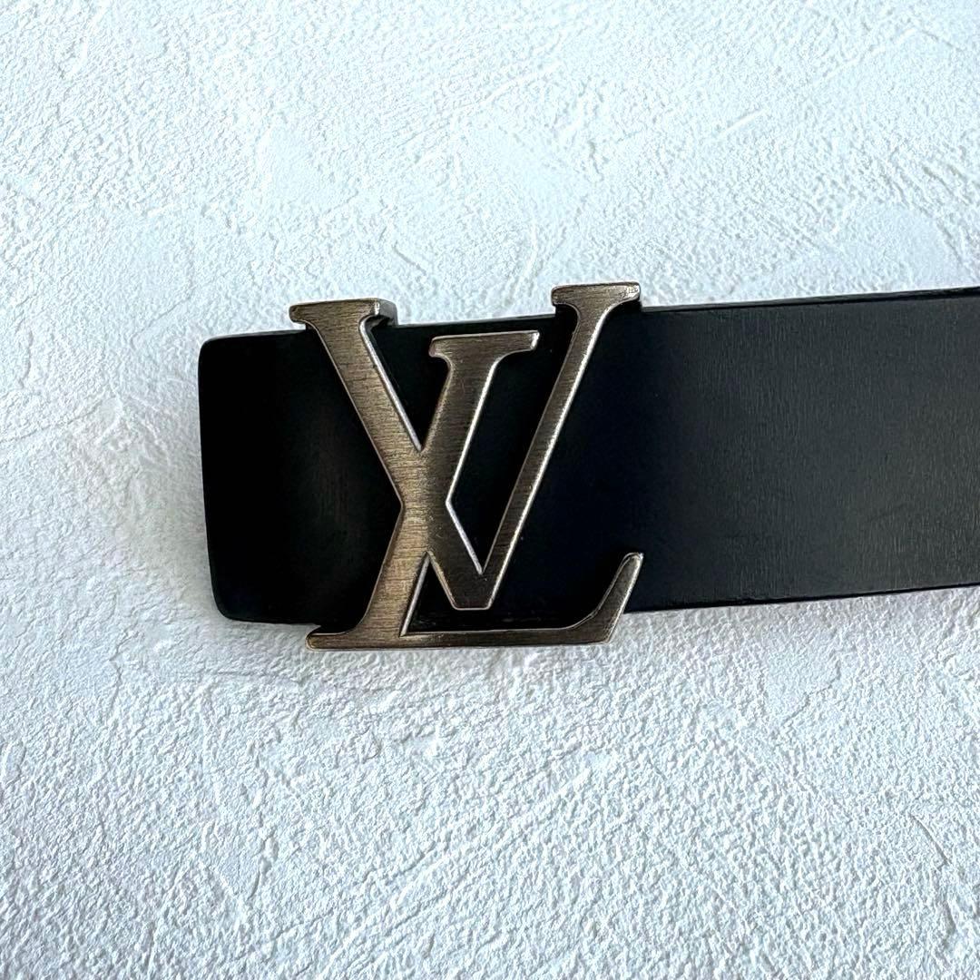 ヴィトン サンチュール LV イニシアル ベルト 黒