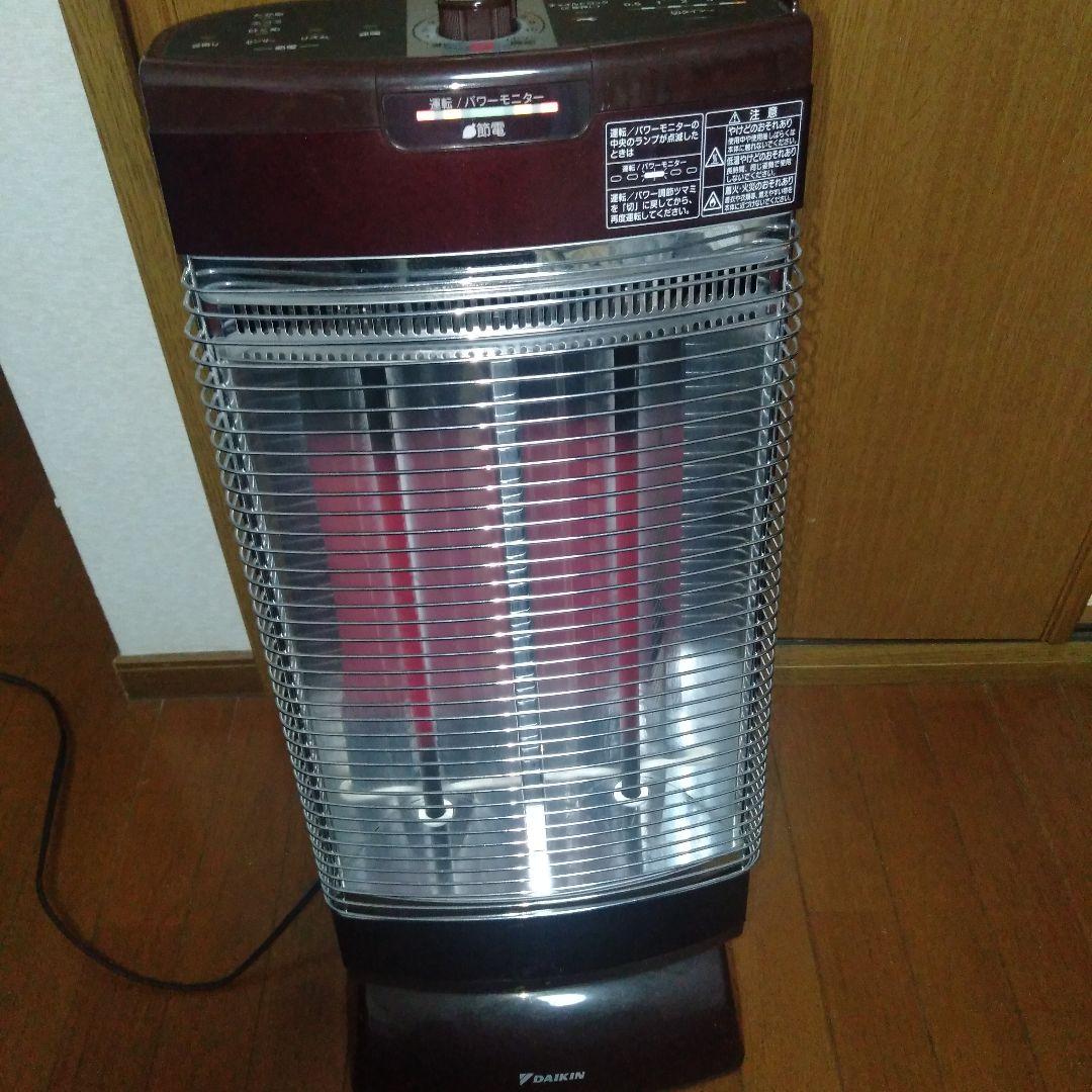 ダイキンERFT11TS-T遠赤外線ストーブCERAMHEAT