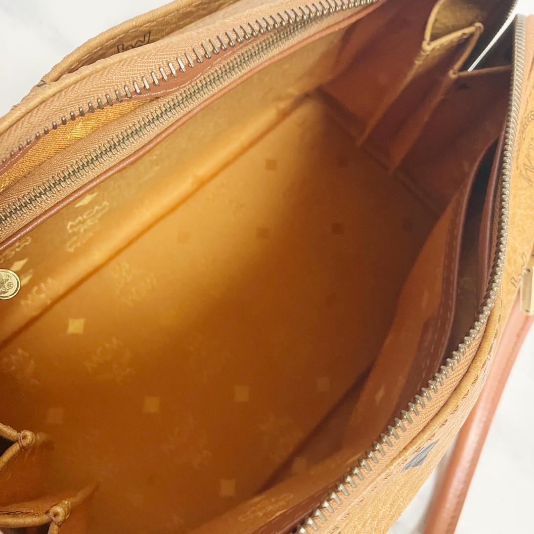 B702【美品】MCM★シボ革 ミニボストンバッグ ブラウン レザー