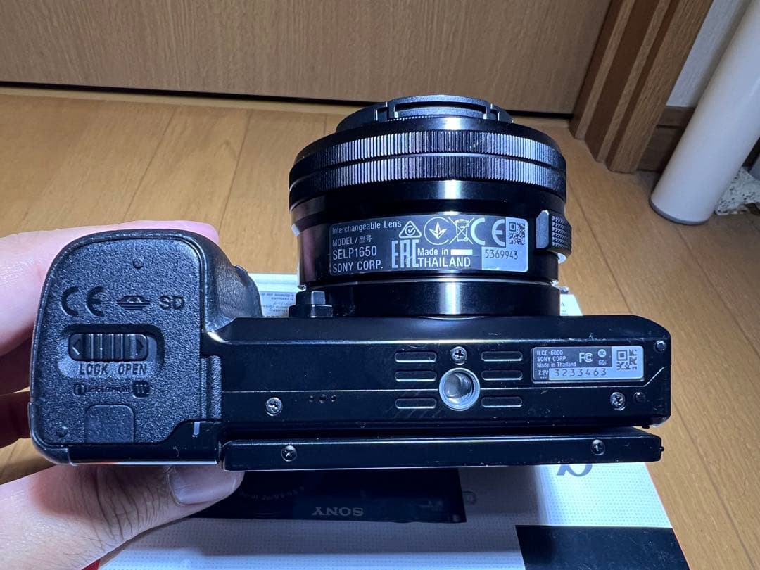 SONY α6000 パワーズームレンズ　ミラーレス一眼カメラ