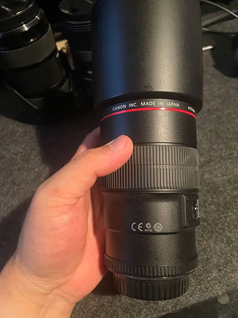 Canon EF 100mm f/2.8 IS USM マクロレンズ