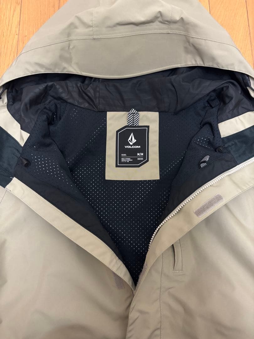 0*2様 現行版VOLCOM ボルコム ゴアテックス ジャケット スノボ ウェア