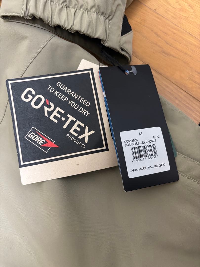 0*2様 現行版VOLCOM ボルコム ゴアテックス ジャケット スノボ ウェア