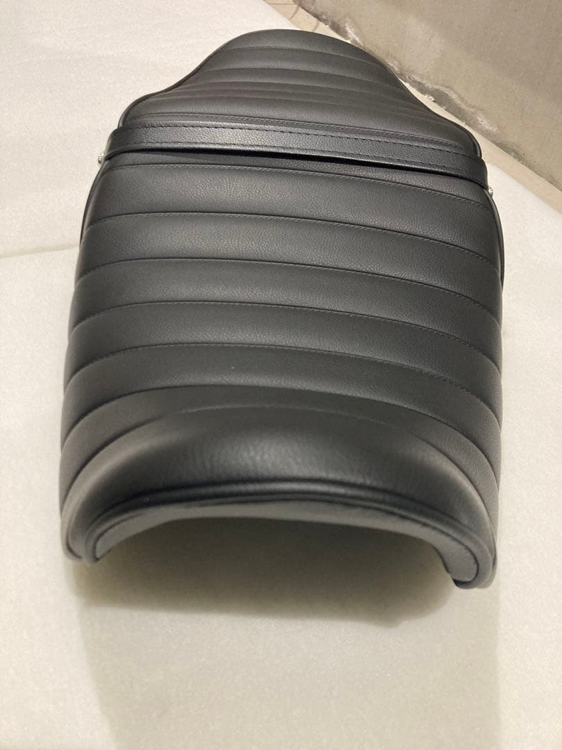 PMC ARCHI Z900RS タックロール　ローシート　ベルト付　足付改善