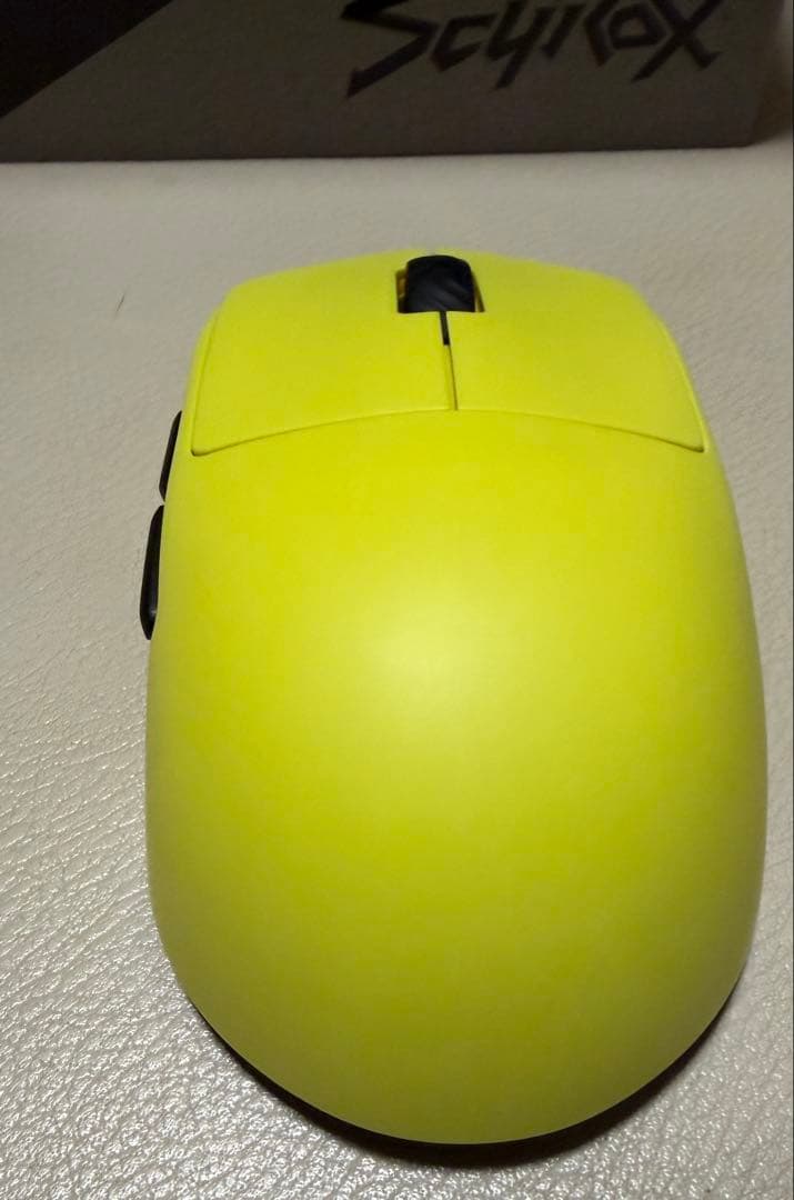 マウス・トラックボール Scyrox v8 yellow