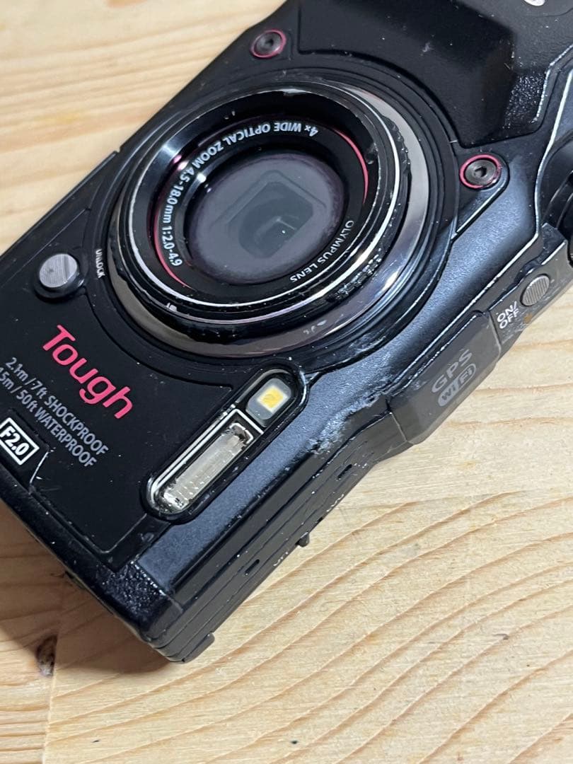 olympus tg-5 ブラック　コンパクトデジタルカメラ　オリンパス