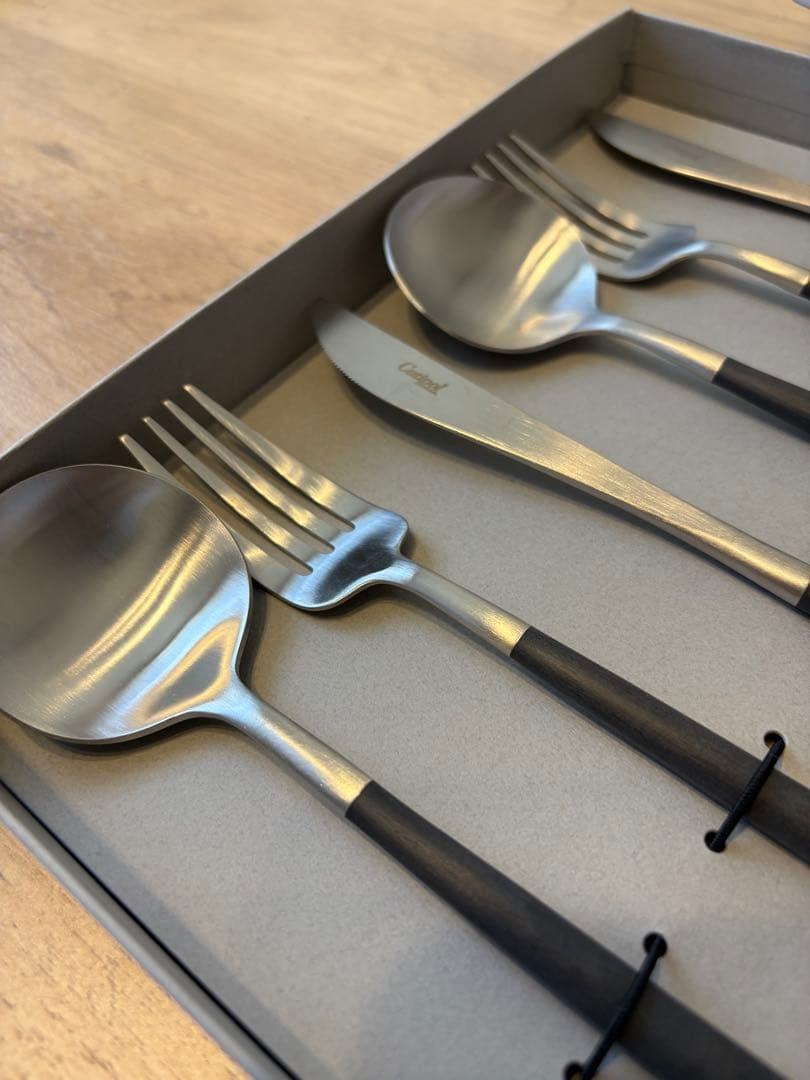 【新品未使用】クチポール　ゴアブラック×シルバー ディナーペアセット