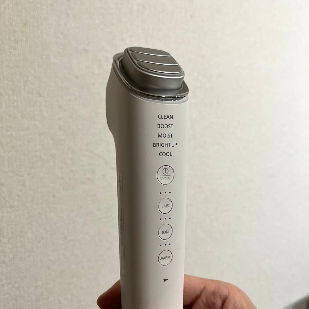 【美品】パナソニック イオンブースト EX EH-SS85-W イオン美顔器