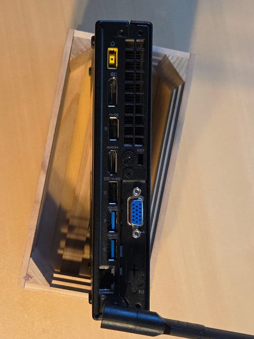 revieさん i5 9400T ThinkCentre M720q