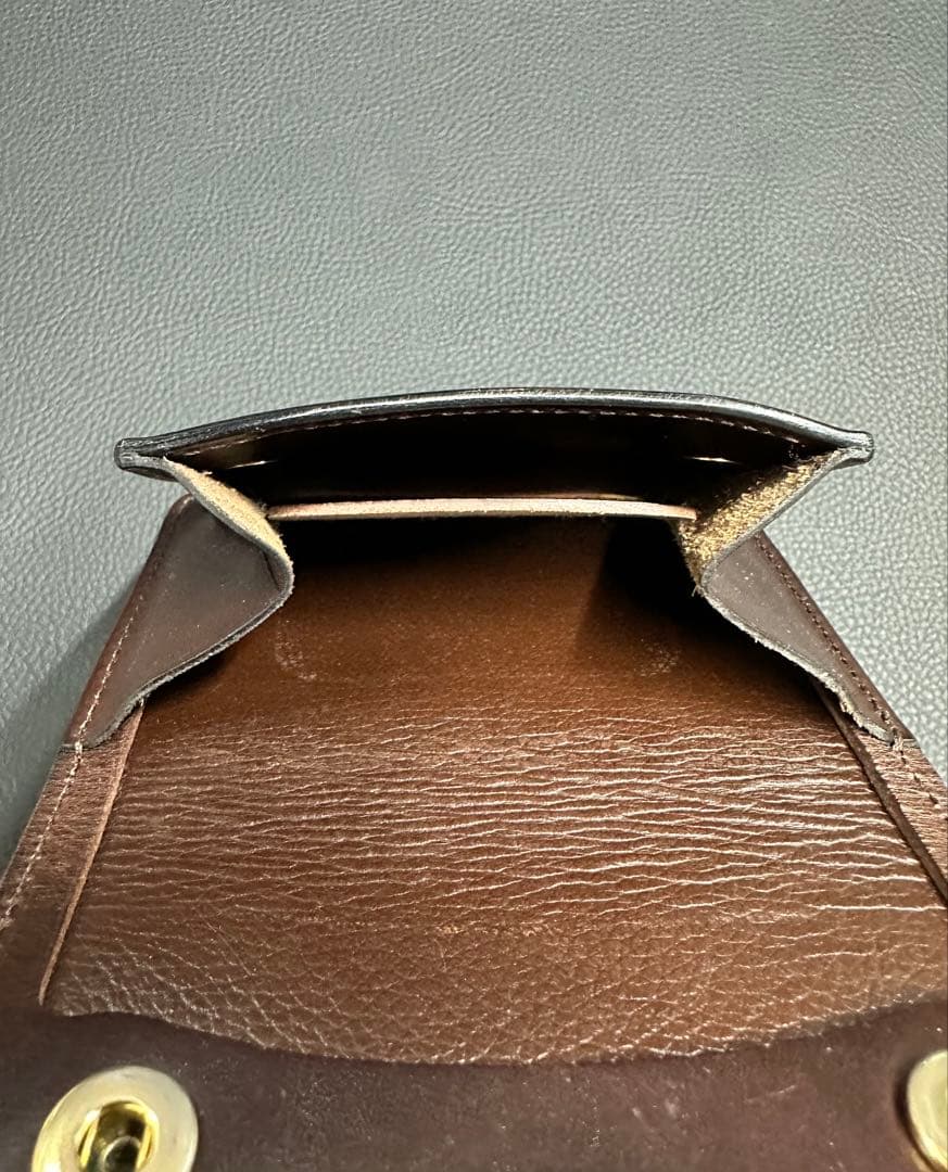 WILDSWANS シェルコードバン#8タング 王冠ロゴ