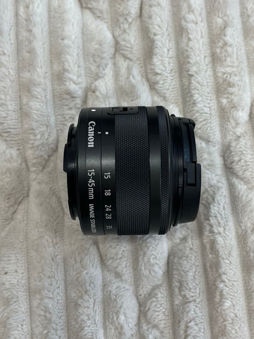 Canon EOS Kiss M ブラック　レンズ付き