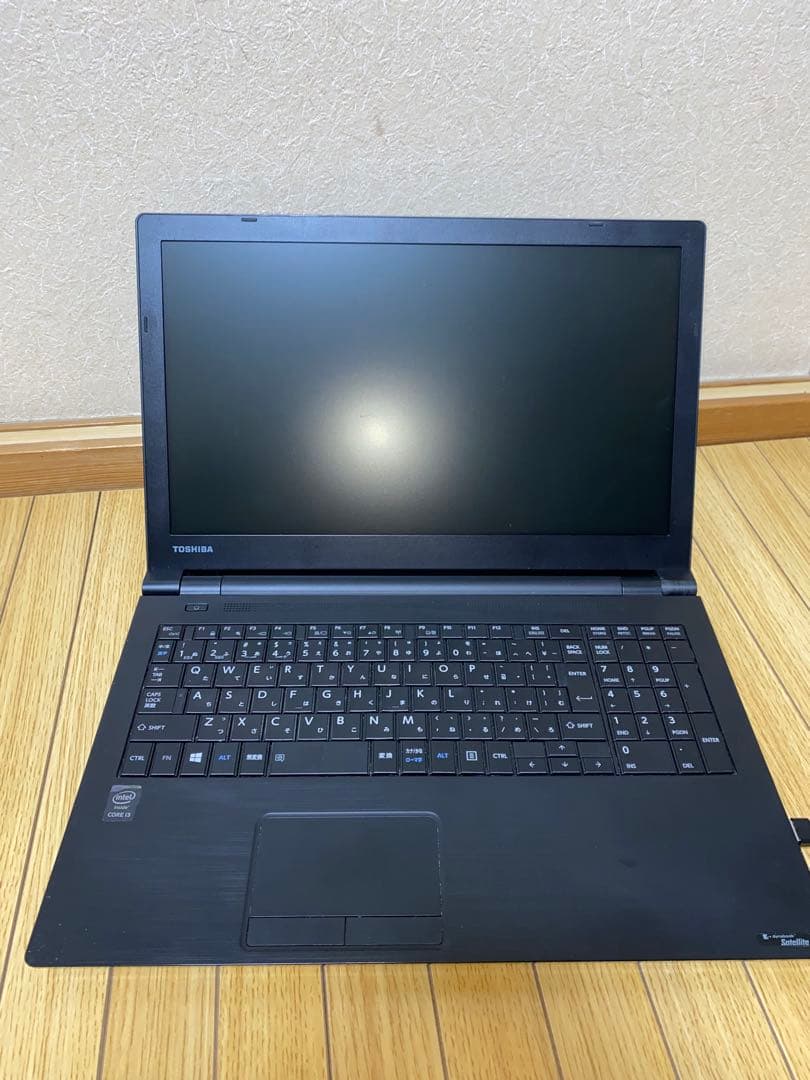 TOSHIBA 東芝 Dynabook Satellite B35/R