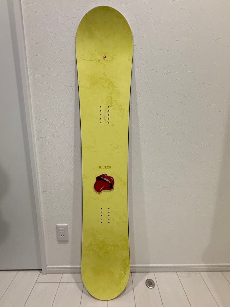 RICE28 スノーボード板 イエロー グラトリ向け