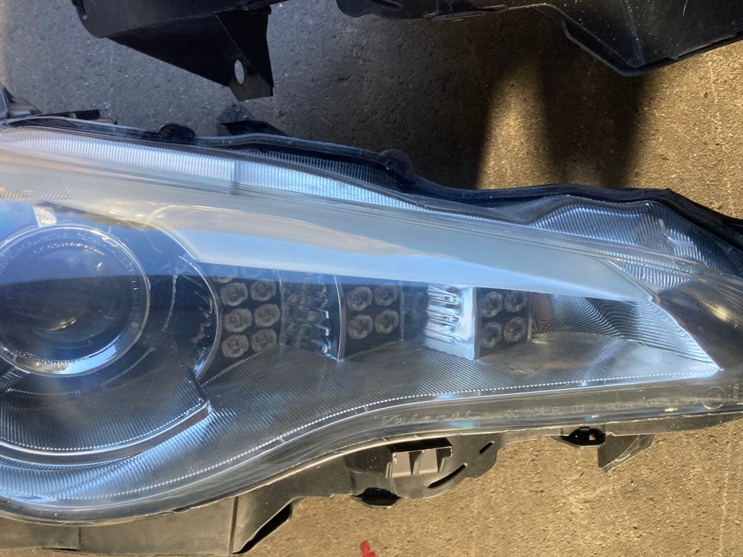 ノ*リ様 86社外ヘッドライト　ヴァレンティ