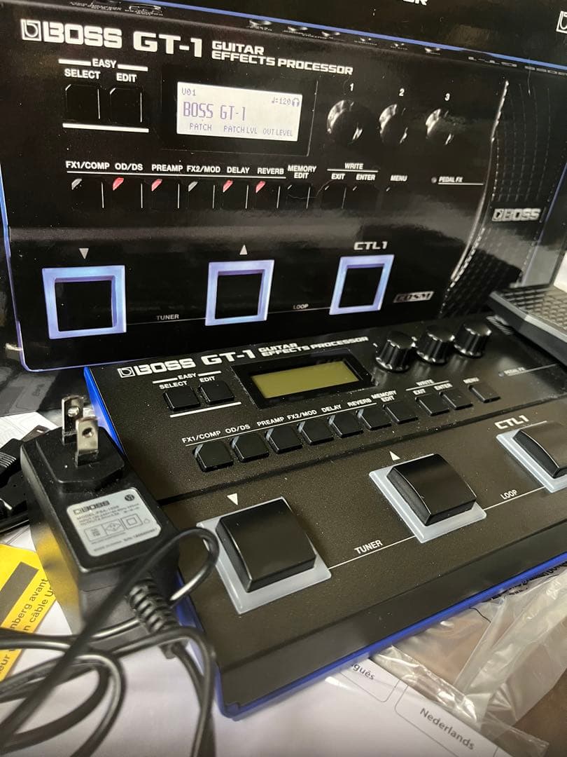 箱・純正アダプター・説明書付き BOSS GT-1 デジタルギターエフェクター