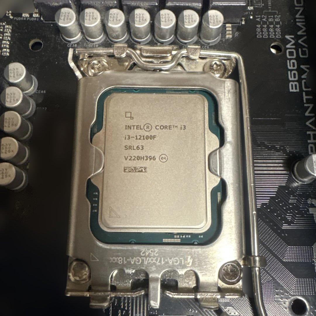 Intel i3-12100F AsrockB660Mマザーメモリ8G×2セット