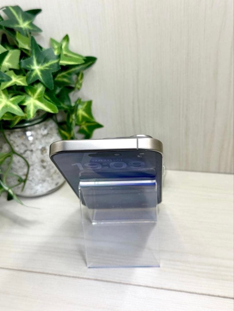 ✅✨ほぼ未使用✨iPhone16 pro 256GB❣️100%・充電22回