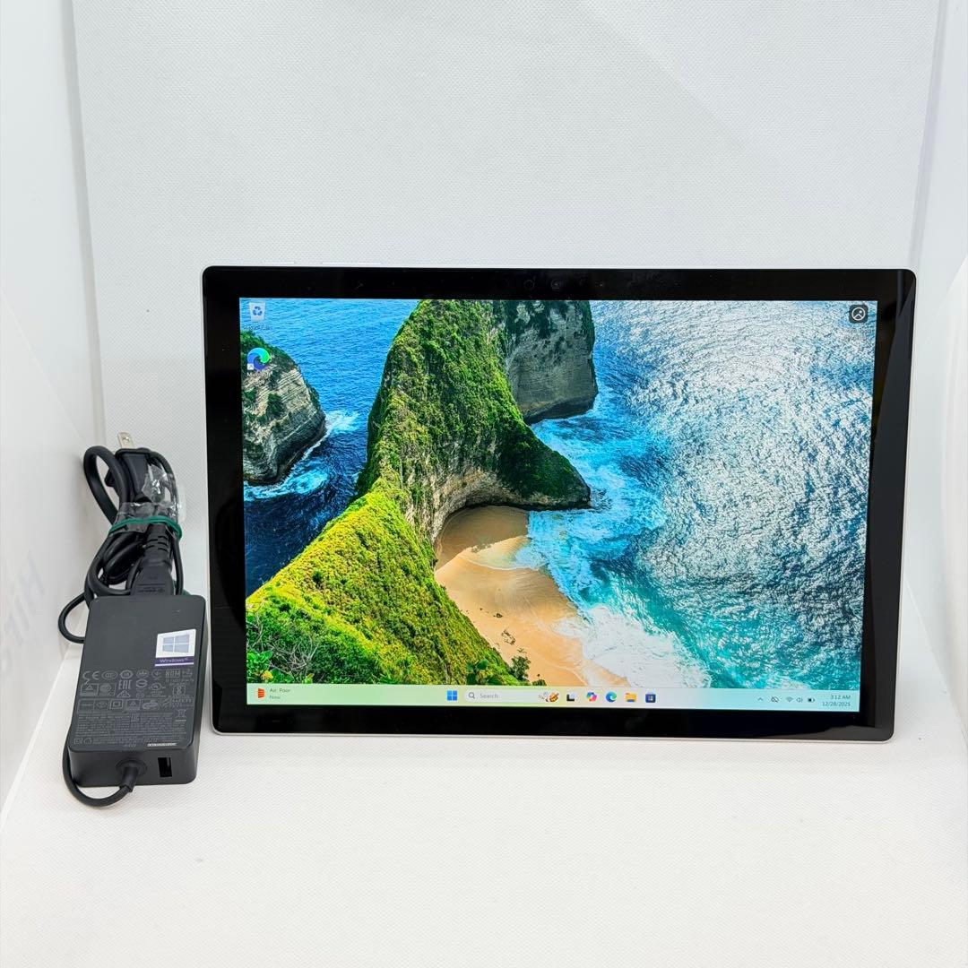 ほぼ未使用 Surface Pro 5 i5/4GB/128GB LTEモデル