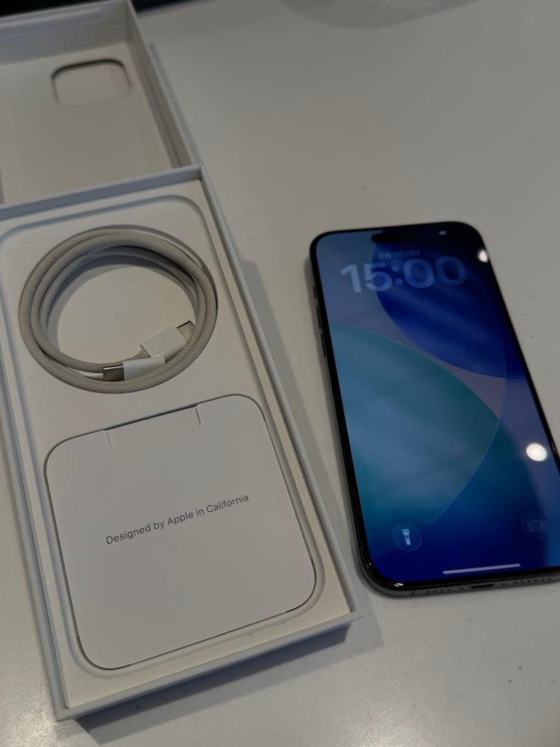 【中古・美品】iPhone 15 Pro Max 256GB