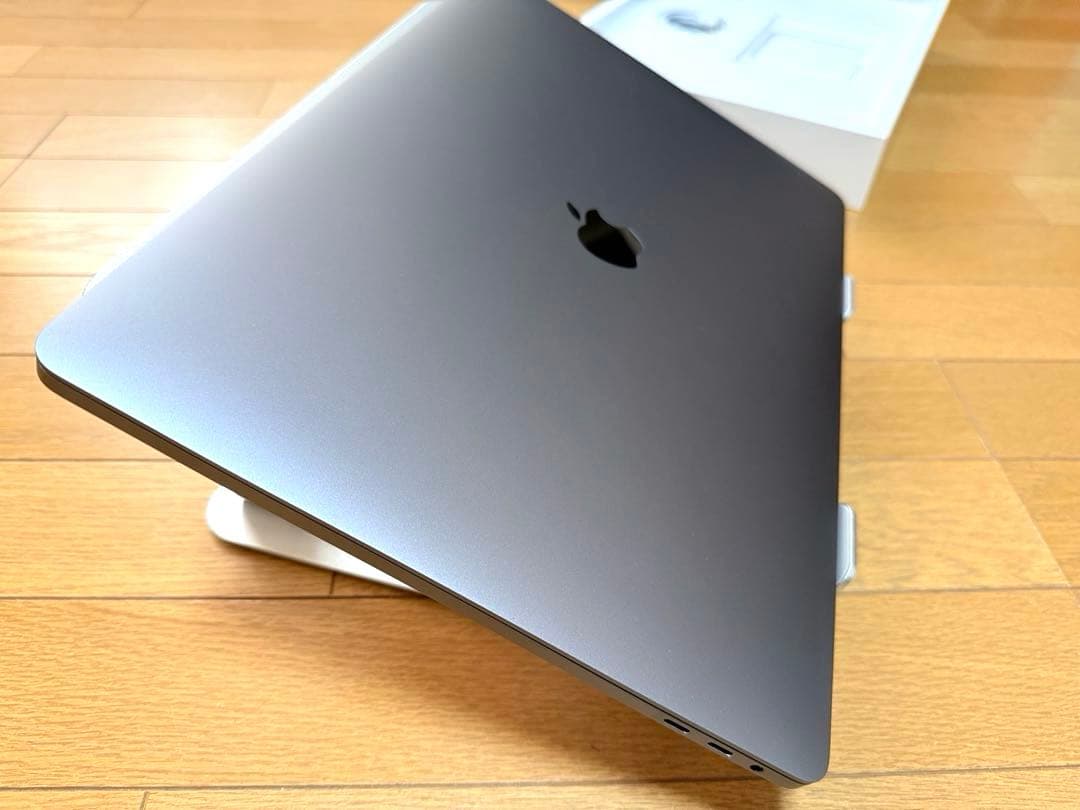Apple MacBook Pro 16インチ 2019 512GB 16GB