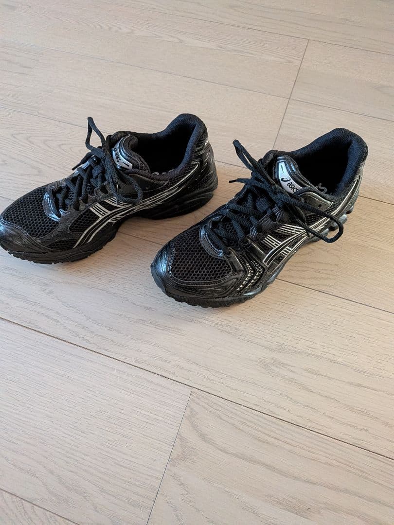 靴 asics gel kayano14 black puresilver