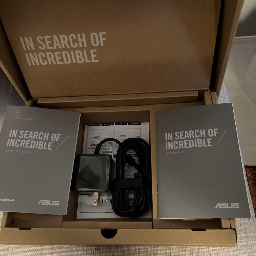 [66号線]ASUS Chromebook CM3000DVAとコート