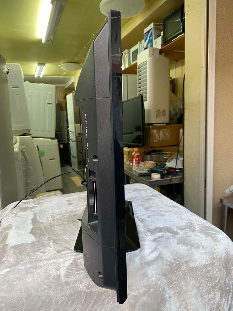 SHARP AQUOS 32インチ 液晶テレビ 2017 年式