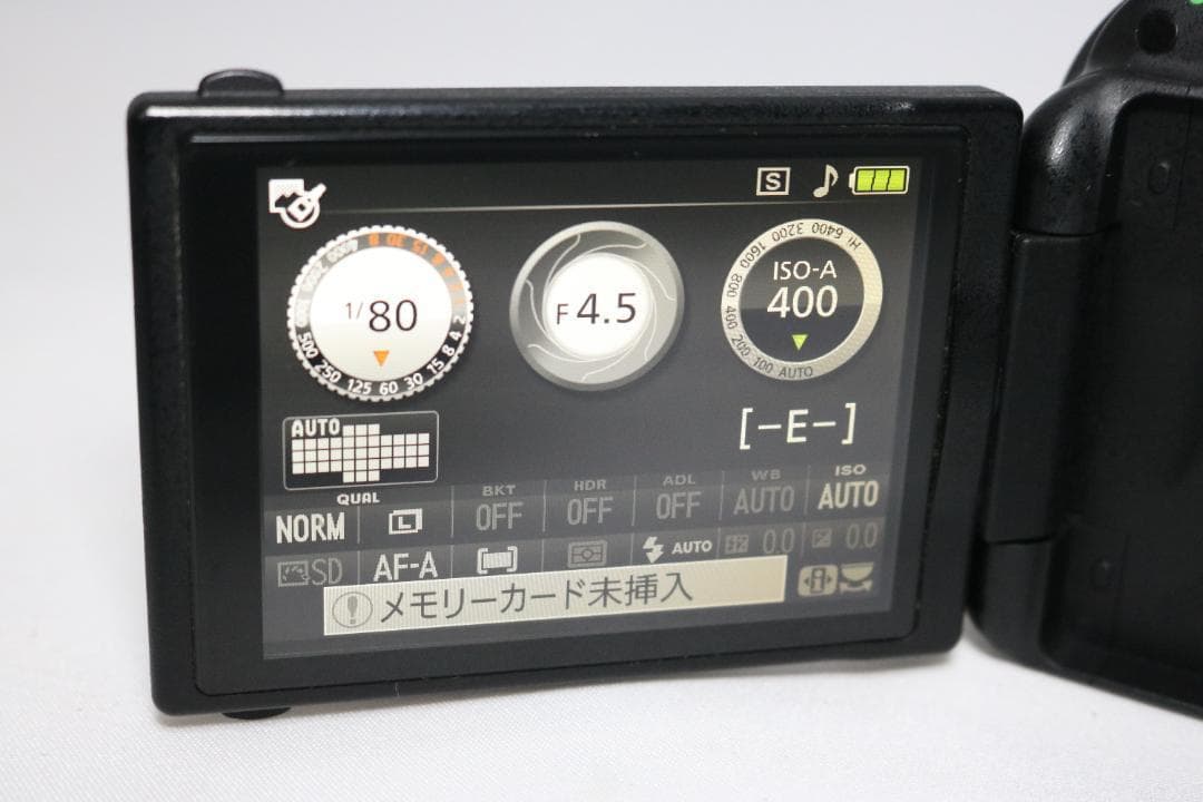 中望遠レンズ 大人気⭐ NIKON D5200 ⭐初心者入 門セット⭐ 一眼レフ