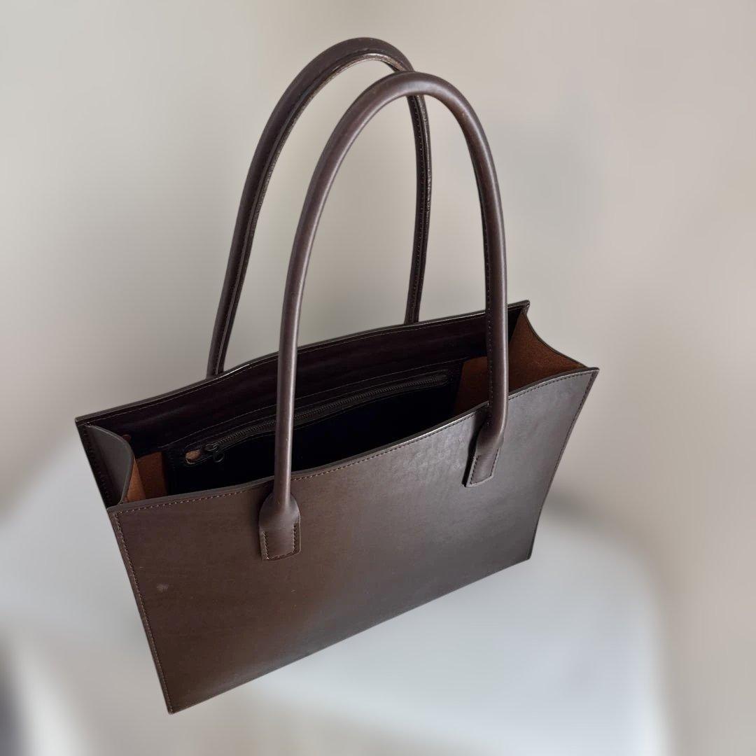 亀屋革具店　大きなトートバッグ肩掛けタイプ　ダークブラウン　（横幅40）