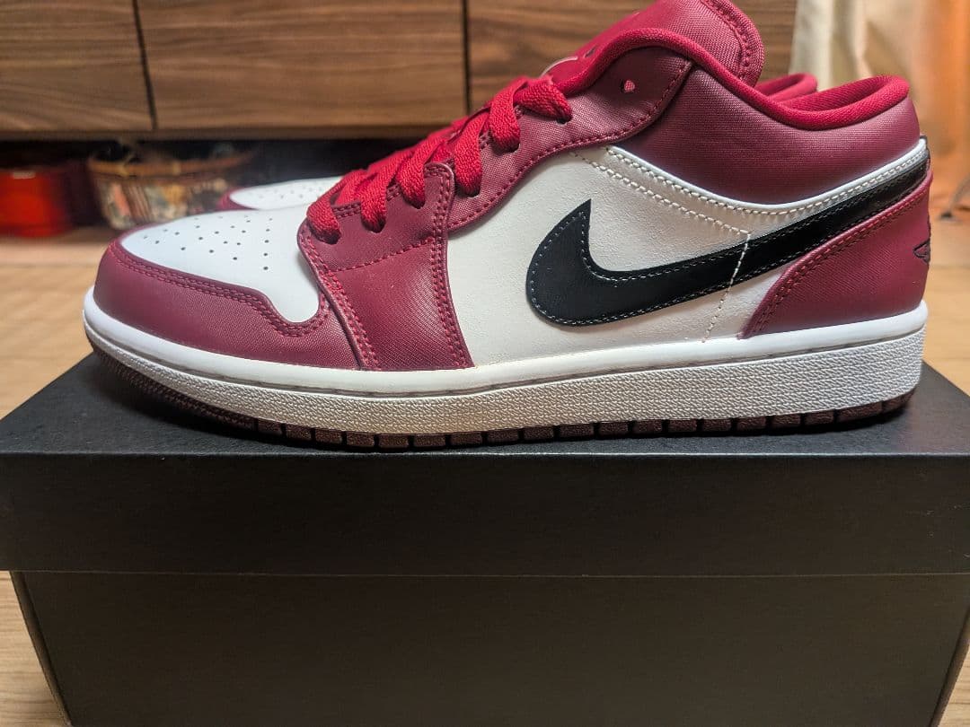 Nike/ナイキ Air Jordan 1 Low 赤白黒