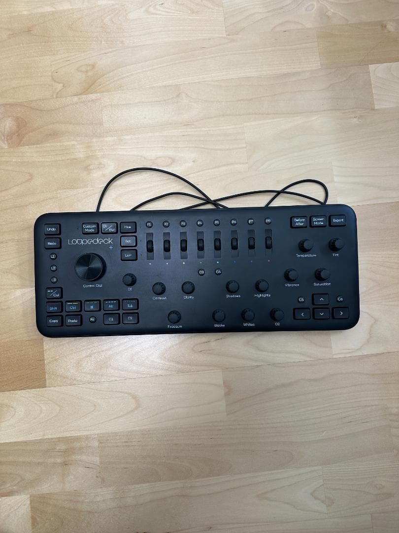 Loupedeck + 画像編集コントローラー