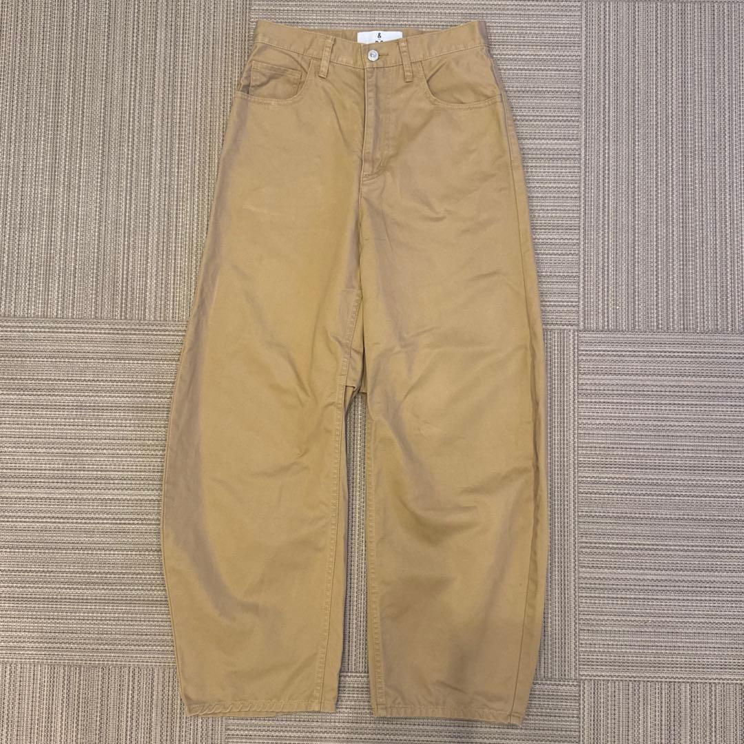 カレンソロジー　チノカーヴィーパンツ サイズ36