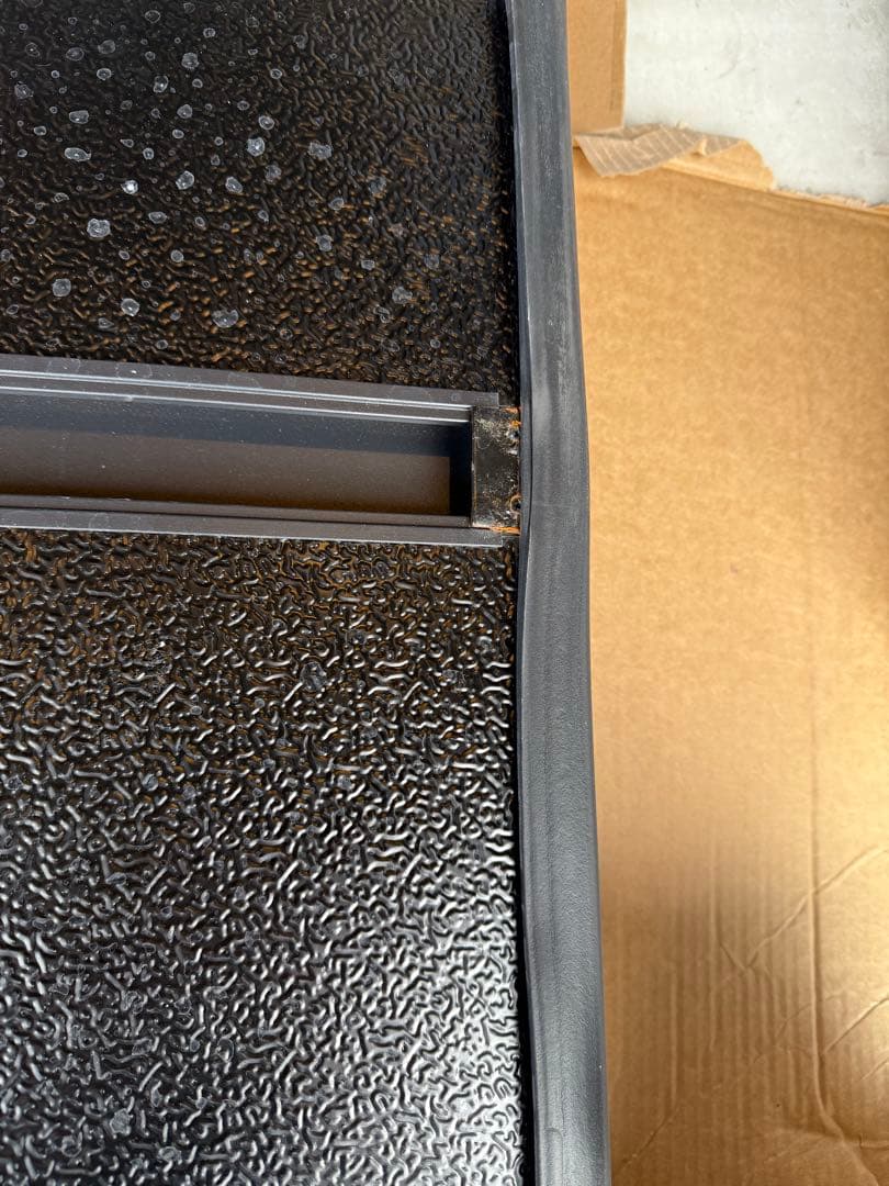 ハイラックスGUN125 トノカバーハード