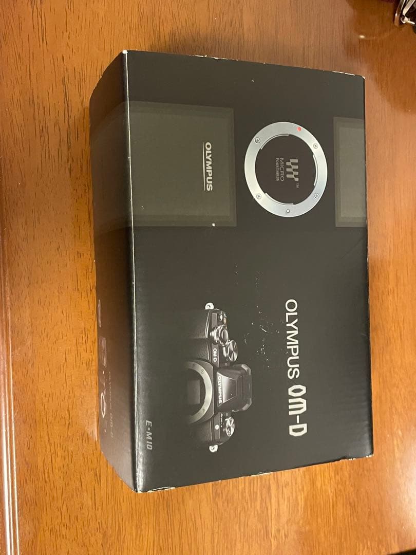 Olympus OM-D E-M10 ミラーレス一眼カメラ