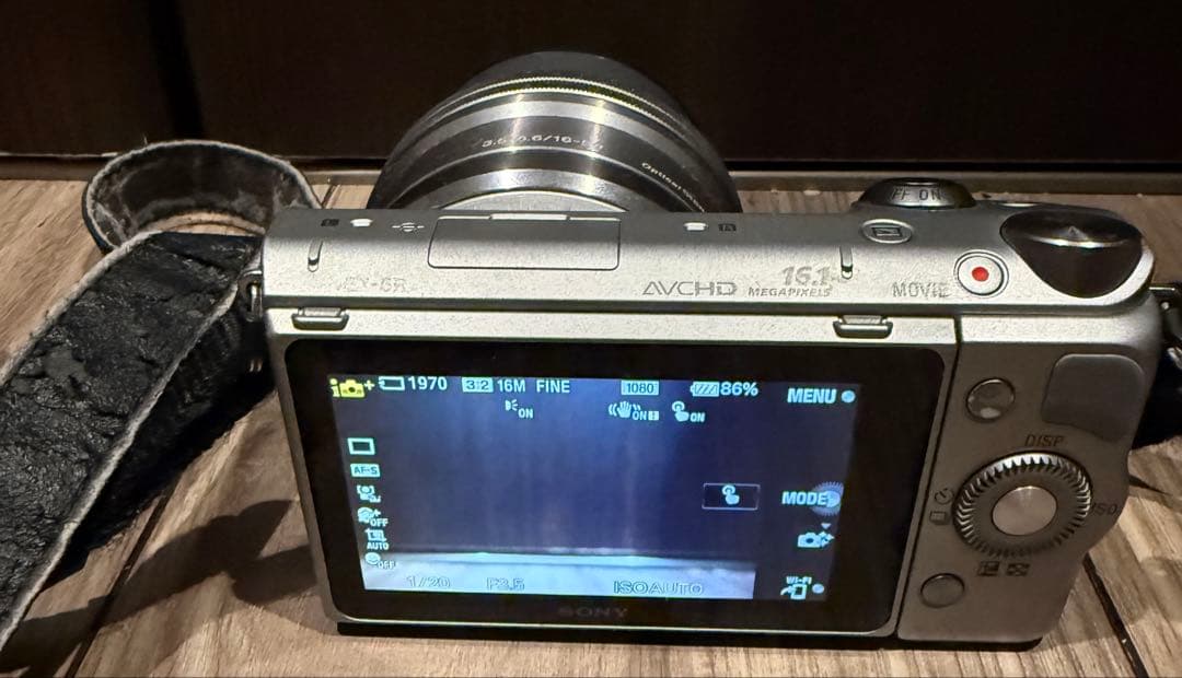 SONY α NEX-5Rミラーレスカメラ レンズ2本付き