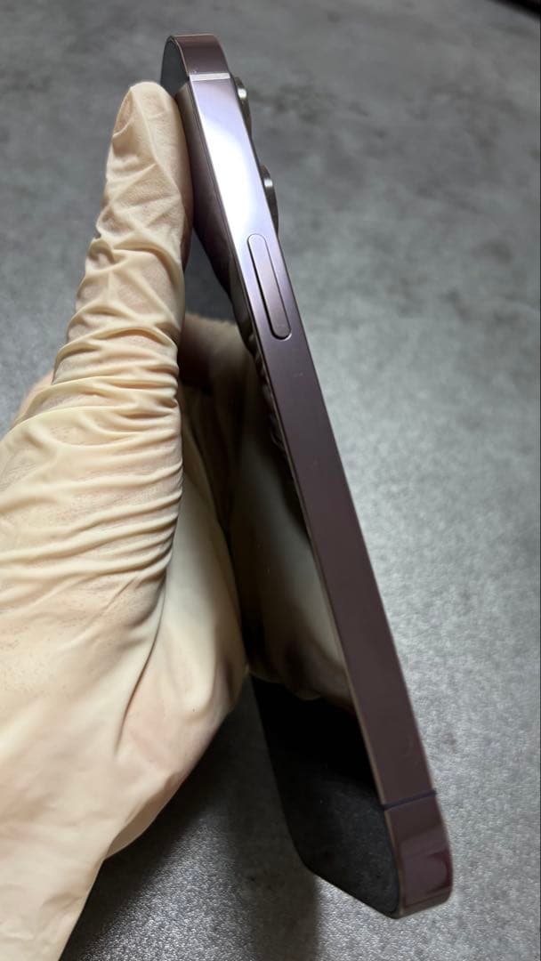 ヤンバル　iPhone14pro 128GB SIMフリー