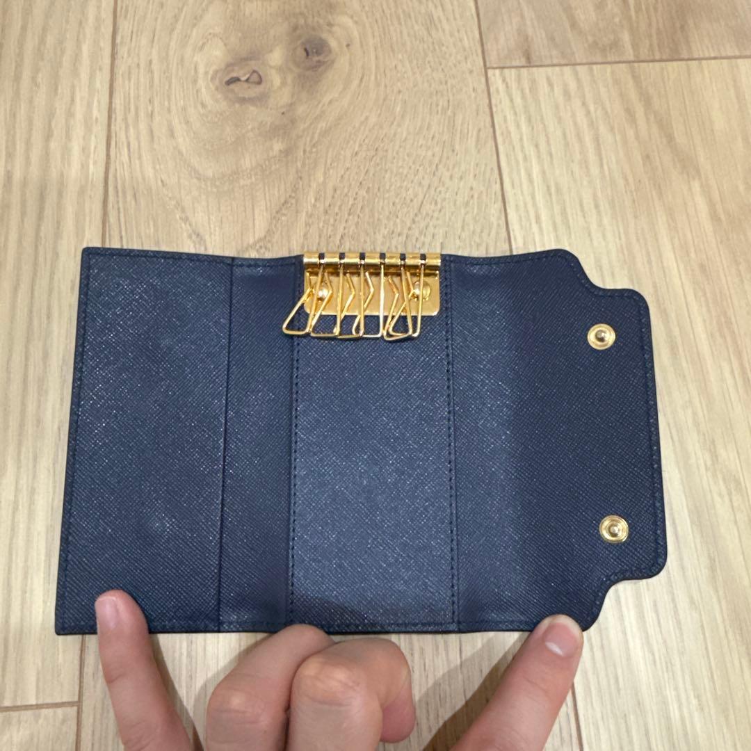 e*w様 MARNI ネイビー キーケース