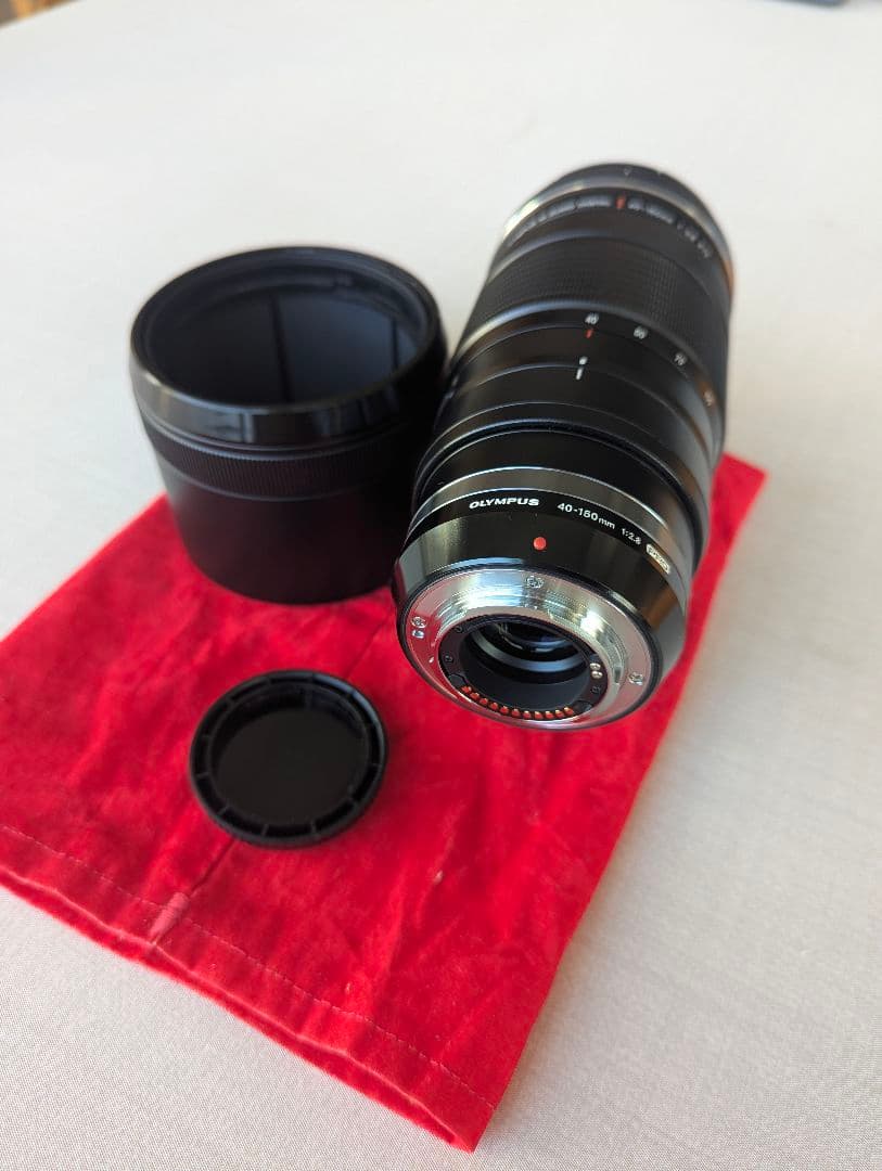 Olympus 40-150mm f/2.8 ズームレンズ