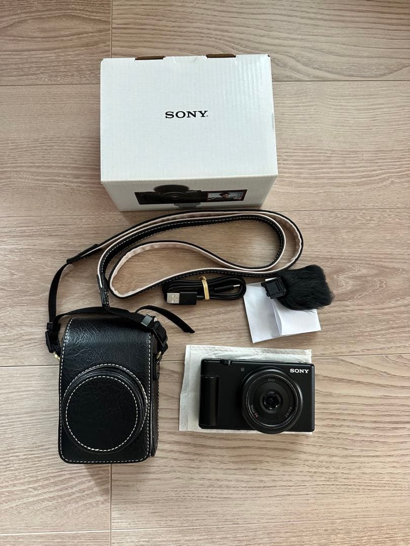 【SONY デジタルカメラ ZV-1F 】本体/ケース2色