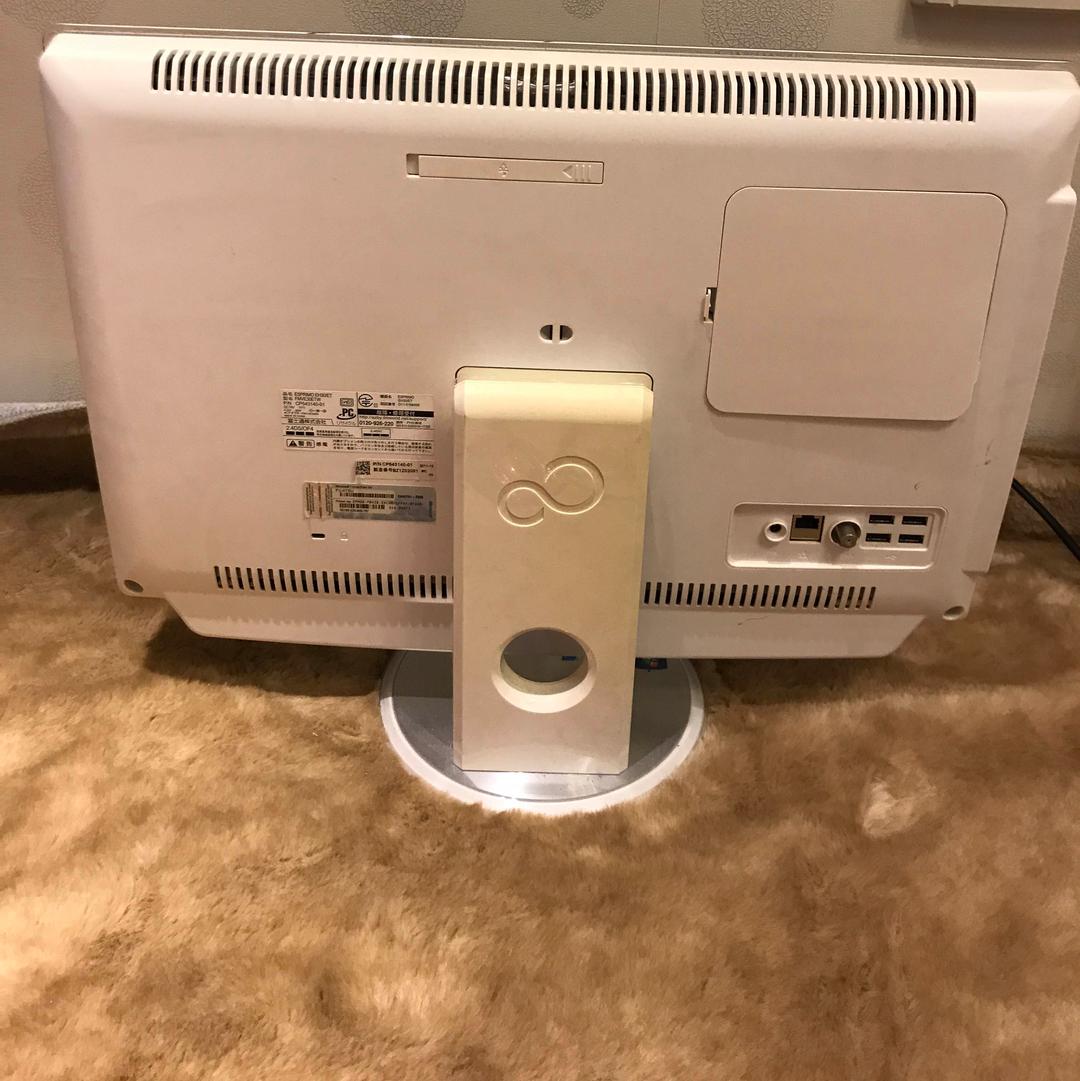 PCデスクトップ 富士通 定価69,800円