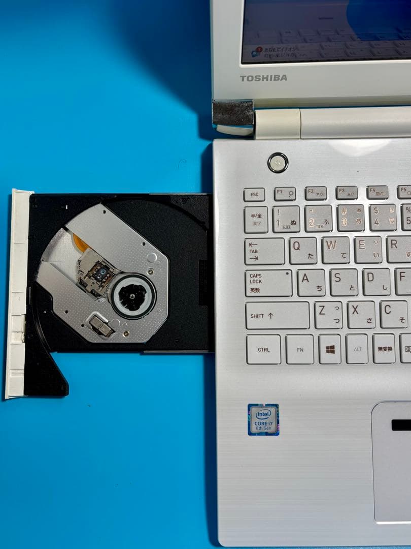 Windowsノート本体 TOSHIBA dynabook T75/FWS i7 8550U SSD 2T