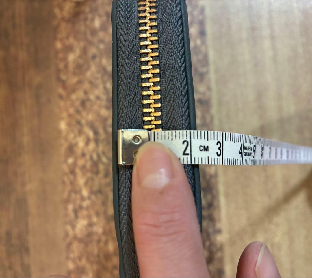 ★お取り置き★新品　PORSCHE 長財布　牛革　エンボス加工　ブルーグレー