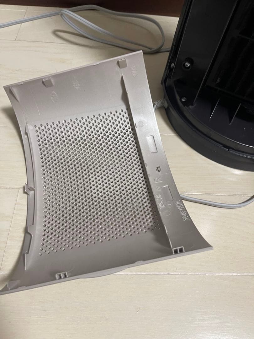 シャープ　プラズマクラスタースリムイオンファン　PF-JTH1-N