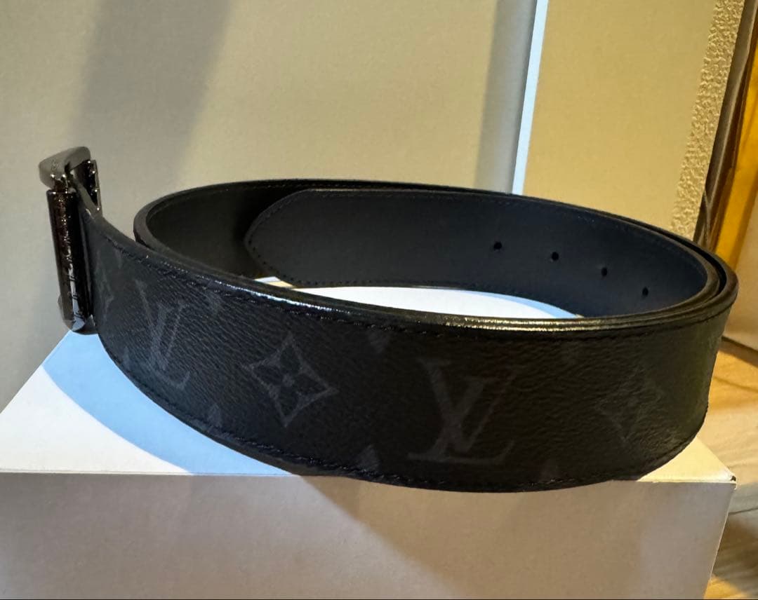 早い者勝ち！　ルイヴィトン　ベルト　メンズ　1回のみ使用のほぼ未使用品