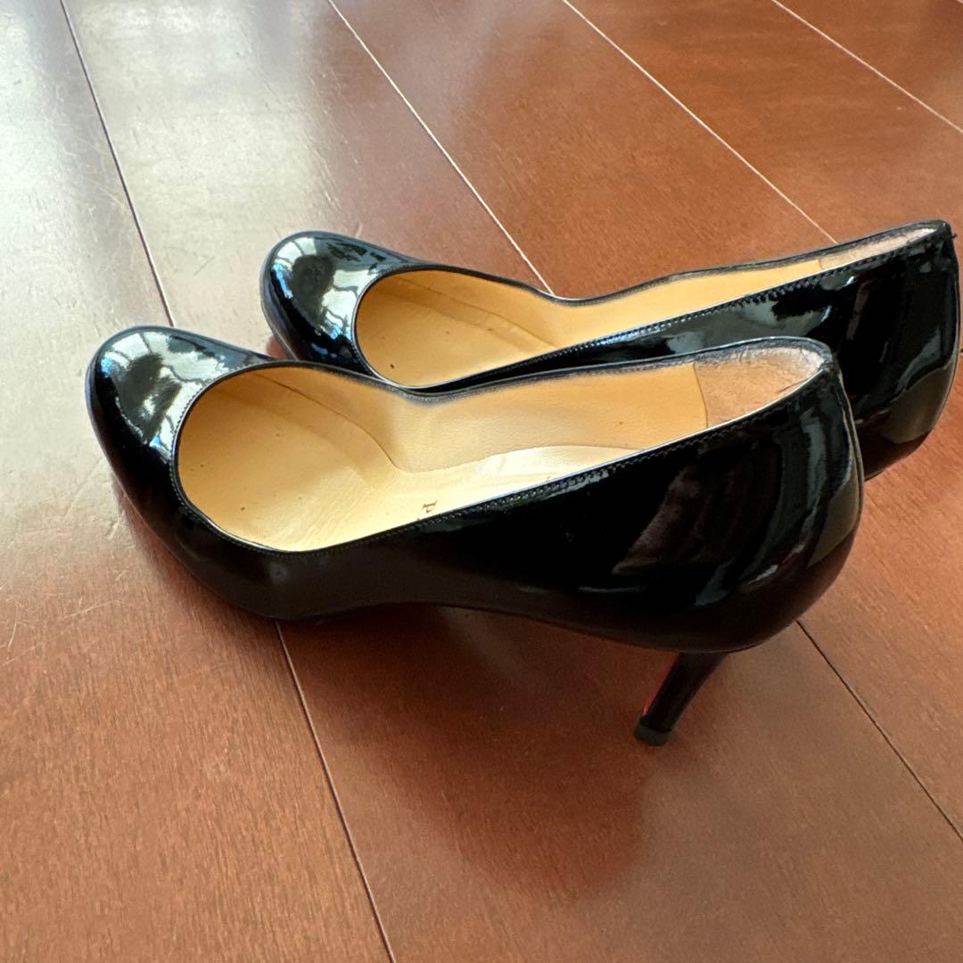 値下げChristian Louboutin クリスチャンルブタン サイズ37